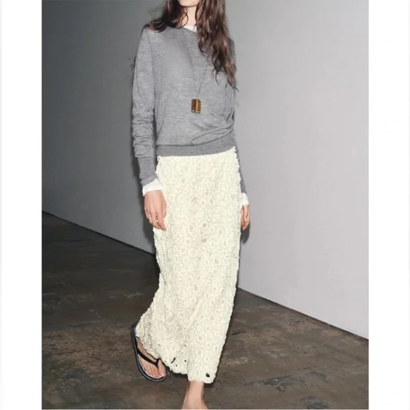 ZARA BEADED MIDI JEWEL SKIRT EMBROIDERED. - Picture 3 of 13